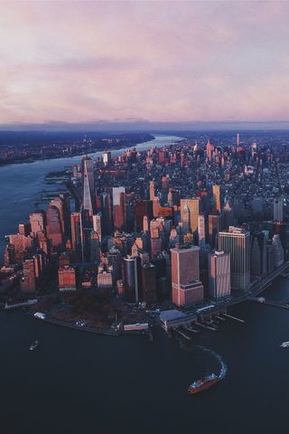 Lana del Rey nació el 21 de junio de 1985.