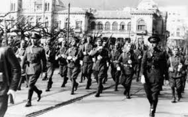 Les tropes franquistes arriben al poble de Casserres.