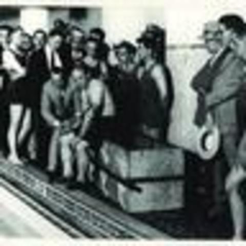 Houdini Performs Buried Alive Escape