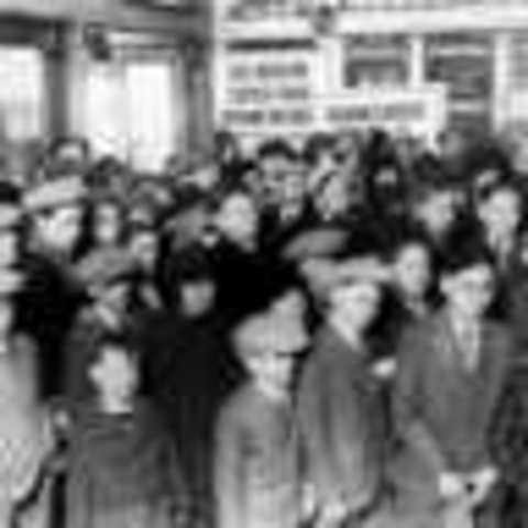 Houdini Begins Debunking Spirits Mediums