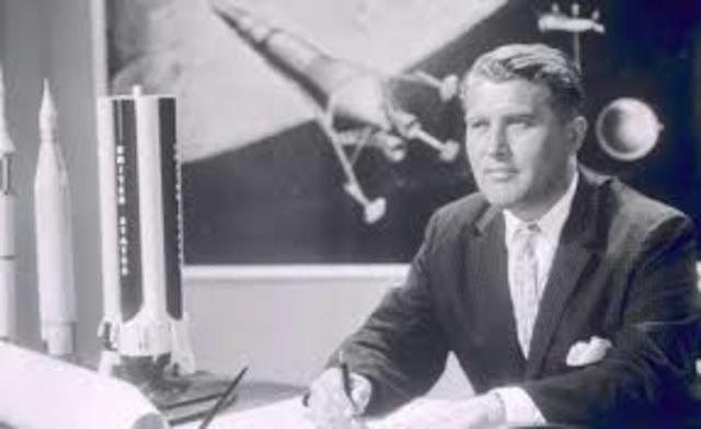 Goddar desarrolla el primer cohete, solo se elevó 5 m. Nace la televisión