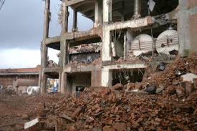 La construcción, la industria de servicios, transporte, energía y el agro