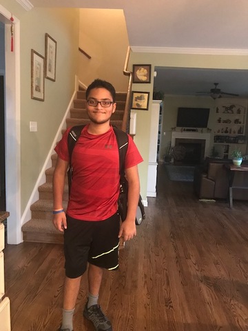 El primer dia fue a el colegio