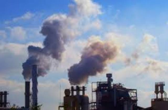 Impacto ambiental por crecimiento industrial