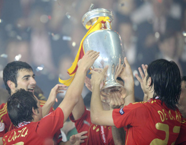 He won UEFA European Under-19 Football Championship with Spain