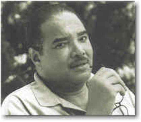 Maya Angelou gives birth to guy Johnson