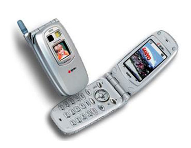 Primeiro celular com câmera e zoom