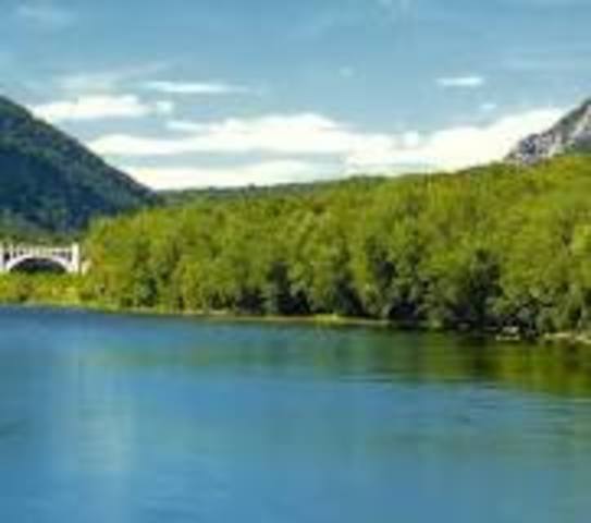 George Washington crosses the Delaware