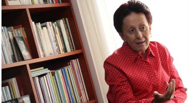 MIRIAM OCHOA “ EDUCAR ES UN OFICIO QUE NOS OBLIGA A HACER TRANSICION”