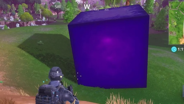 Cubo começa a andar