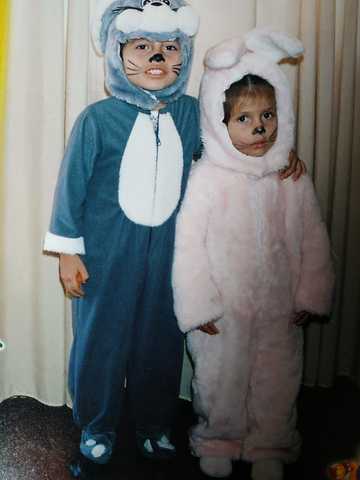 MI PRIMER DISFRAZ CON MI HERMANA