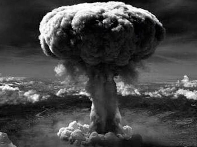 La Bomba Atómica