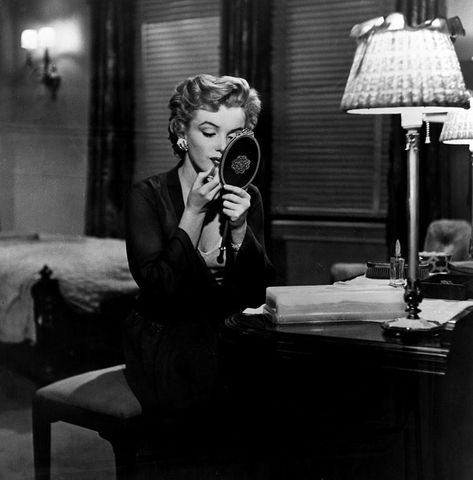 Participa en uno de sus mejores trabajos.