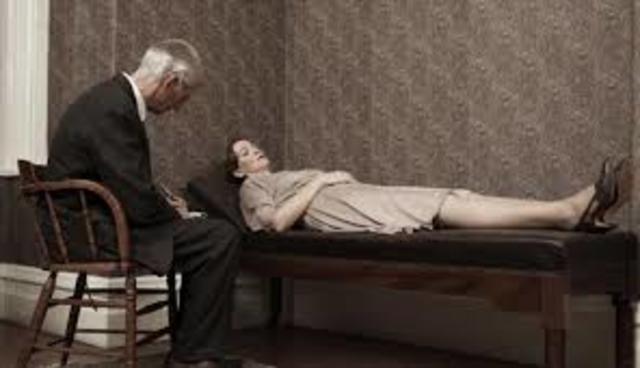 Sigmund Freud abre su consulta en Viena.