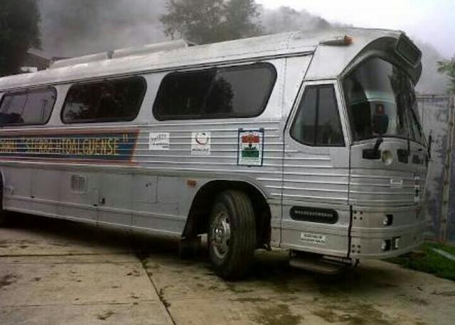 En 1968 se fundó en el municipio de Tianguistengo,Hgo la Escuela Normal Experimental Sierra Hidalguense