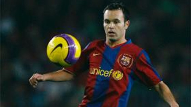 Trofeo Alfredo di Stéfano: 2nd best player in La Liga 2008–09