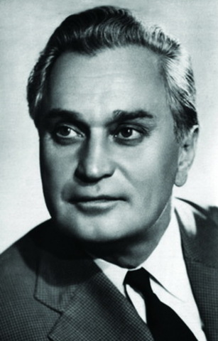 На театральной сцене