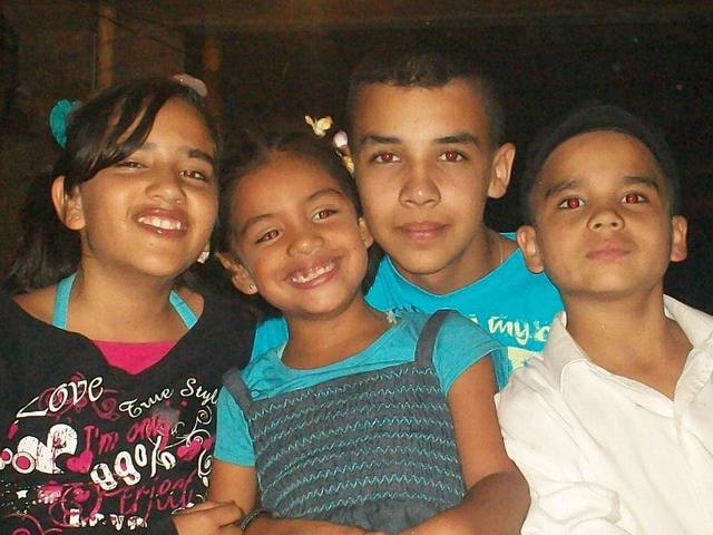 foto con mis hermanos