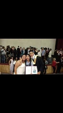 EL GRADO DE MI HERMANO