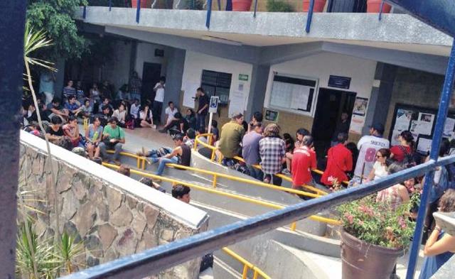 PARA ESTUDIANTES DE LA UDG POR DESPARICIONES