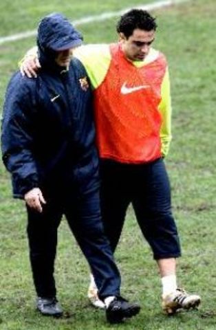 Xavi is injured the knee in a workout