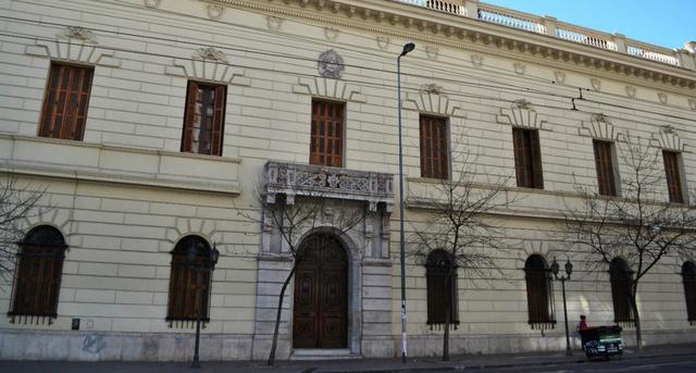 La Academia de las Ciencias de Córdoba.