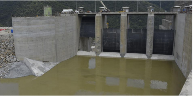 Cierran las compuertas del vertedero de Hidroituango