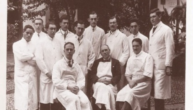 Diplomado y reconocimiento.