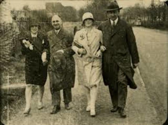 Van Pels family Joins The Secrete Annex