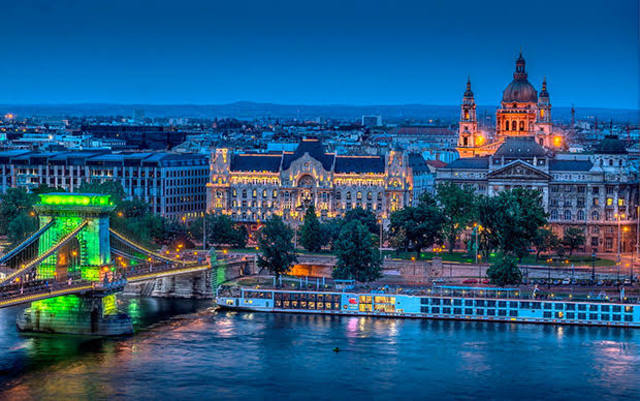 Capitalismo y socialismo en la conformación de bloques geoeconómicas y militares y sus