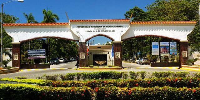 Primera universidad en Latino America