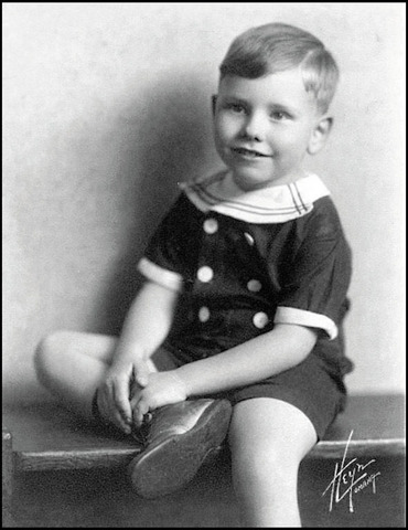 Birth of Warren Buffett