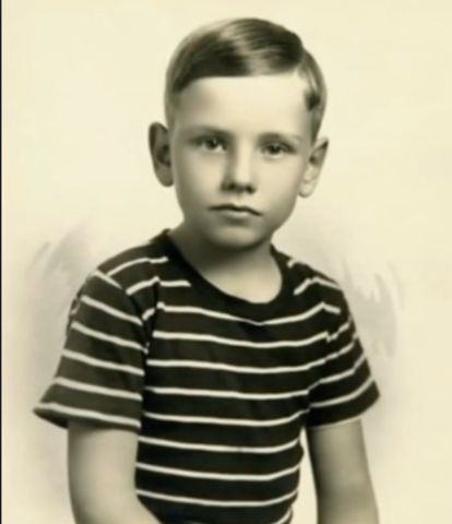 Warren Buffett is born