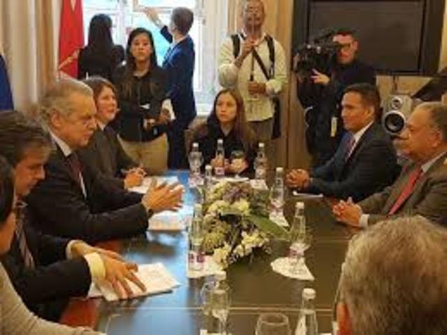 Presidente Del comite de Relaciones Exteriores