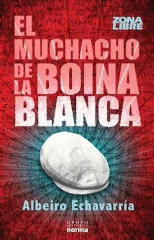 El muchacho de la boina blanca