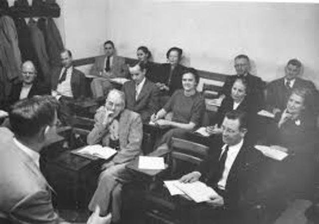 Warren Buffet's Financial Standing after College