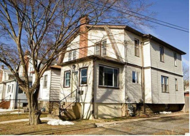 My parent and brother moved to Gelolden