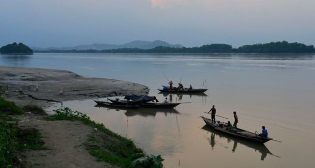 India proposes plan to divert major rivers
