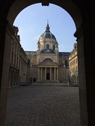 Clases magistrales se transmiten en Francia por Radio