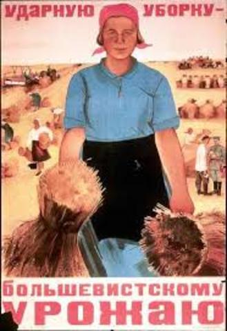 ECONOMÍA ESTATAL PLANIFICADA