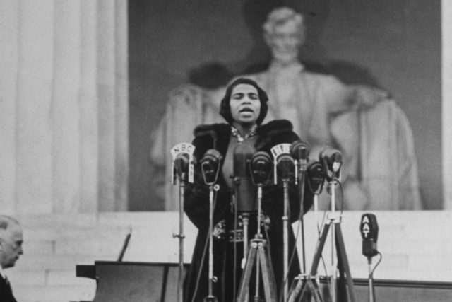 Marian Anderson sang at the Lincoln Memorial