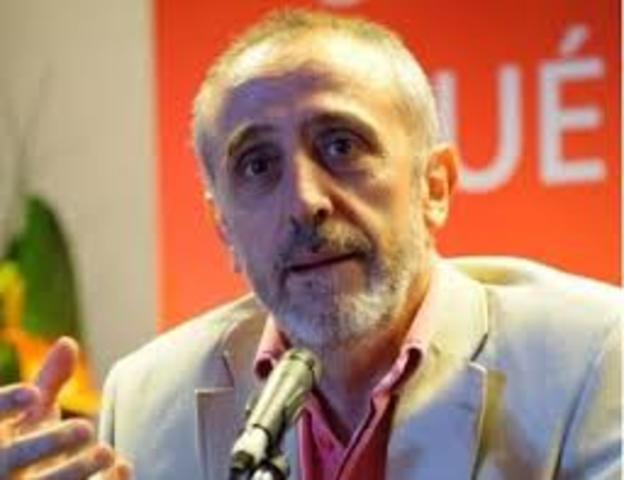 FERNANDEZ ENGUITA-educación y socialización