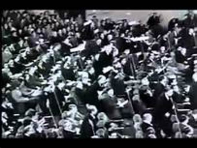 Capitalismo y socialismo en la conformación de bloques geoeconómicos y militares y sus conflictos