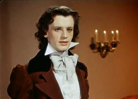 Игра на театральной сцене