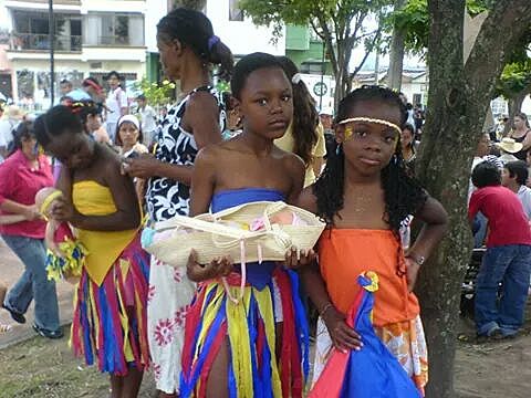 MI PRIMERA PRESENTACIÓN ESCOLAR