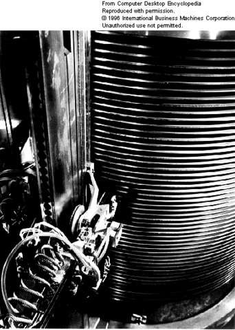 Primer disco duro RAMAC