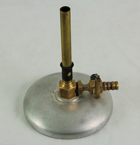 Mechero de gas&nbsp;(Bunsen Robert Wilhelm Bunsen Alemán 10)