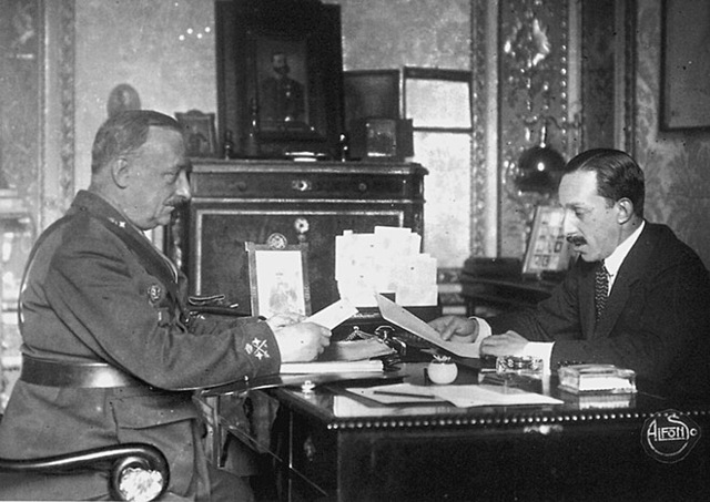 Alfonso XIII acepta la dimisión del Dictador