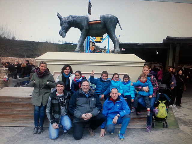 NIRE LAGUNEKIN SENDAVIBAN