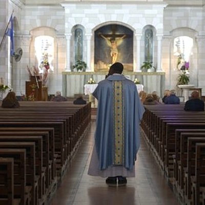 Timeline: El papel de la iglesia en la educación